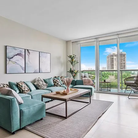 Absolute Beach Bliss, Chic & Expansive Retreat